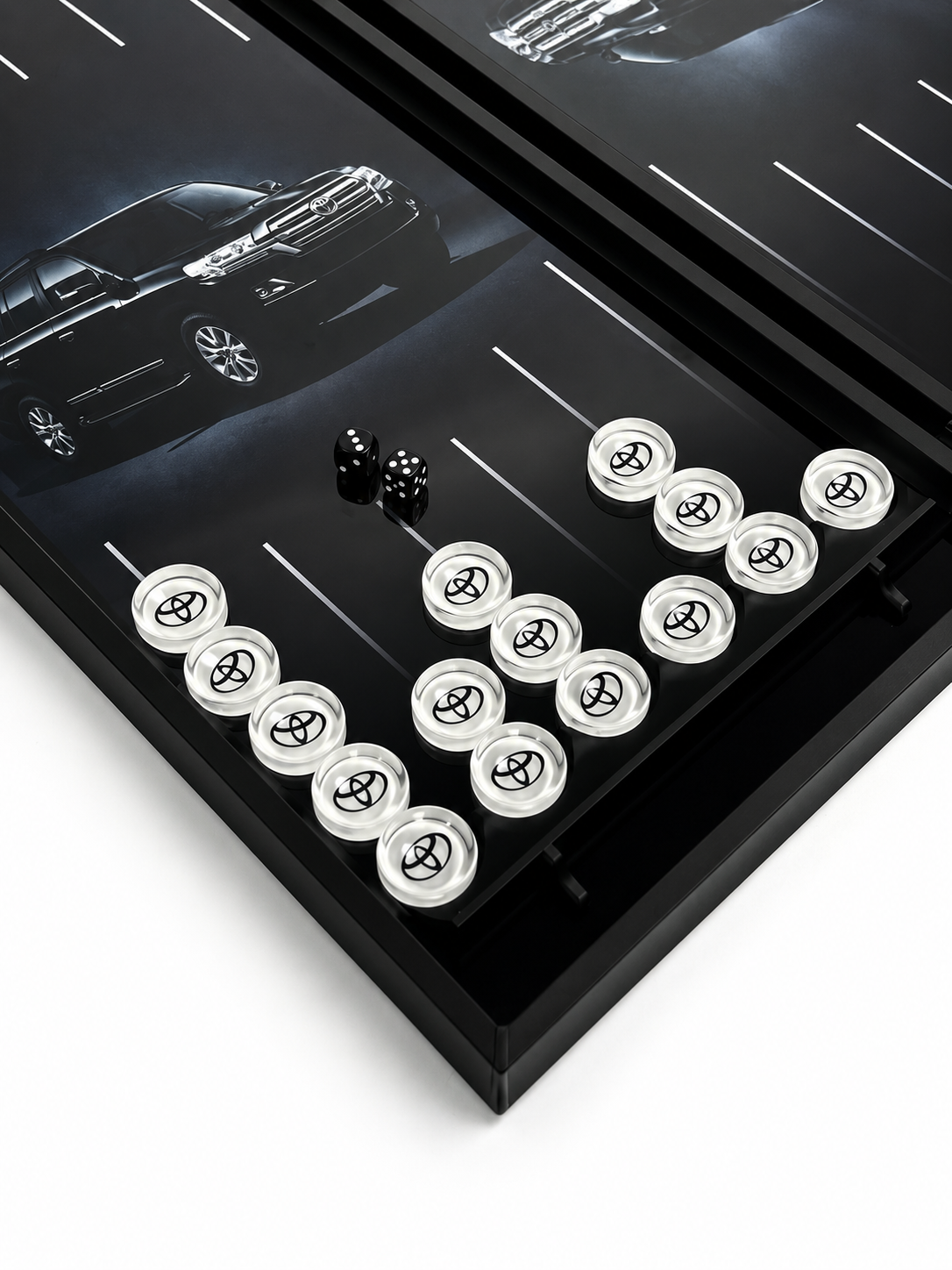 Нарды Toyota 60 см для комфортной игры дома и в офисе.